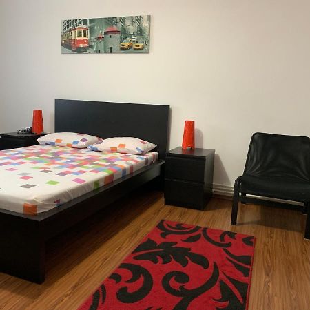 Center Apartment Galaţi Exteriér fotografie